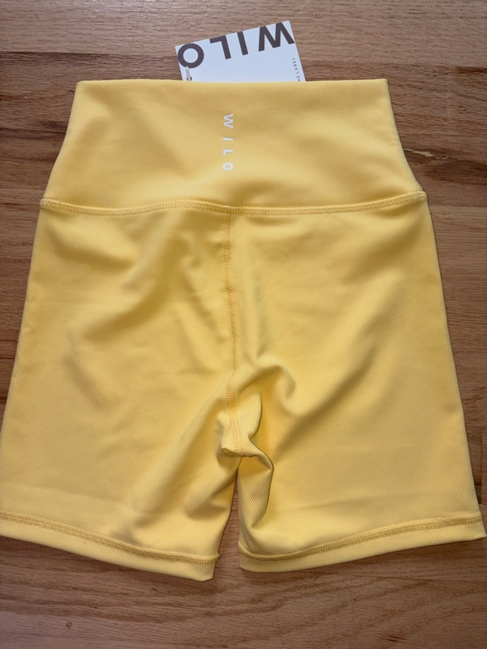 Wilo High-Rise Lemon Yellow Bike Shorts - Picture 4 of 4